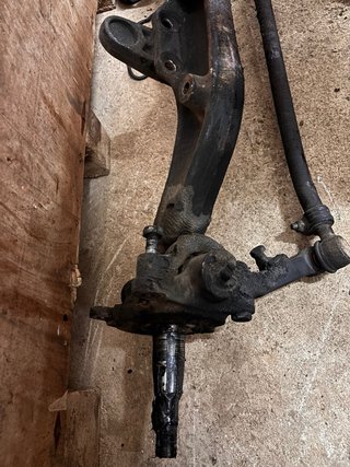 Nissan Atleon Eje Delantero