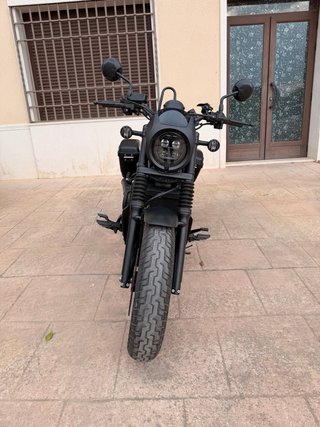 Honda Rebel 500 Edición Especial Negra FULL EXTRAS