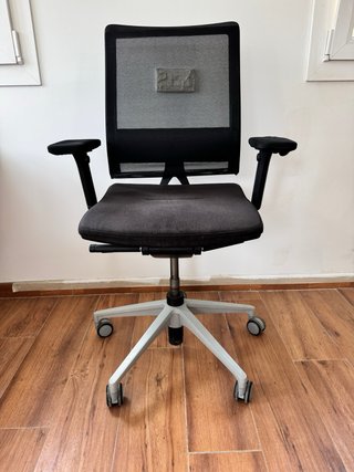 Silla de escritorio regulable