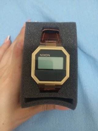 Reloj Nixon Dorado y Marrón