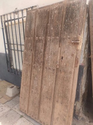 Puerta antigua de madera