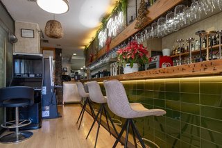 Local comercial en venta en Zona Puerto Deportivo en Fuengirola