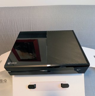 Xbox One 500GB Completa en Caja Original