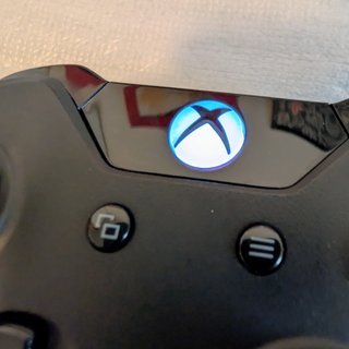 Xbox One 500GB Completa en Caja Original