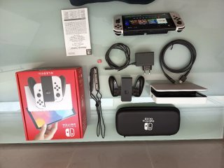 Nintendo Switch OLED Blanca y Negra