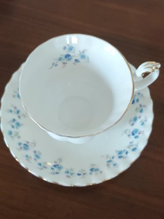 Juego de té Royal Albert Memory Lane