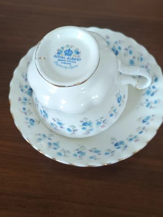Juego de té Royal Albert Memory Lane