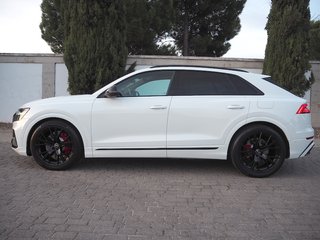 Audi Q8 60 TFSIe Black Line PERFORMANCE