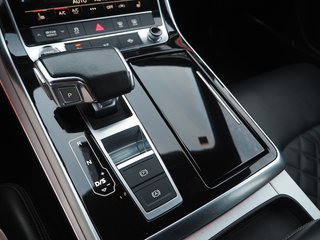 Audi Q8 60 TFSIe Black Line PERFORMANCE
