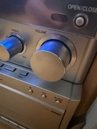 Minicadena Panasonic Beige y Plata