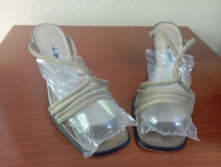 Sandalias Looky Beige y Marrón