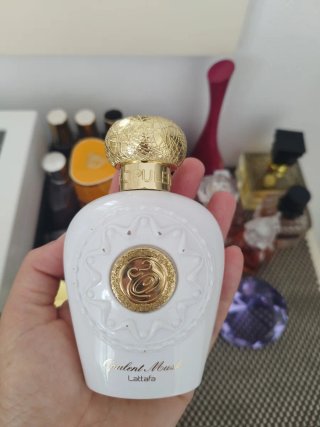 Perfume Opulent Musk Lattafa. No rebajo más.
