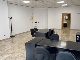 Local comercial en alquiler en Ciutat Universitària en Elche