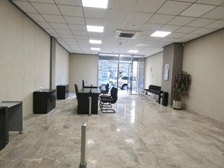 Local comercial en alquiler en Ciutat Universitària en Elche