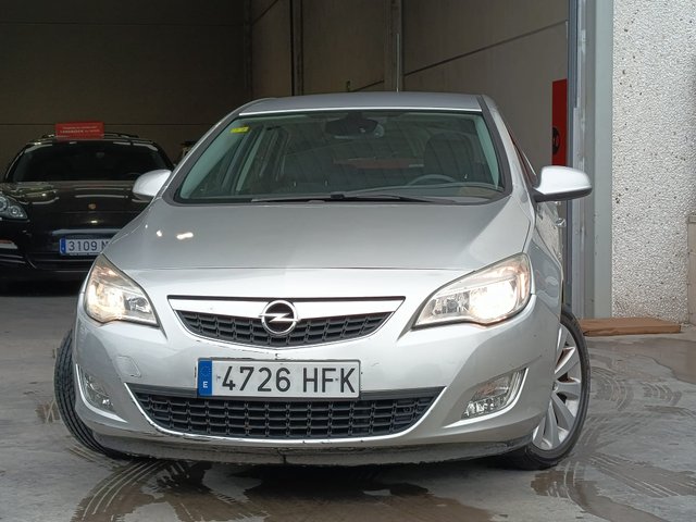 Opel Astra Enjoy 1.6 115cv 2011