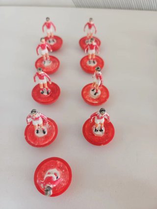 Lotto 19 Giocatori Subbuteo con pallino Anni 80