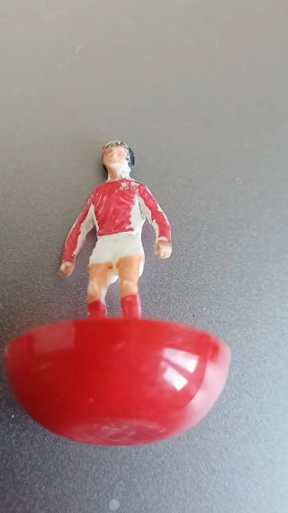 Lotto 19 Giocatori Subbuteo con pallino Anni 80