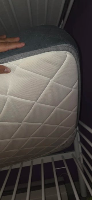 Cama litera con colchones incluidos.. Medidas 190×