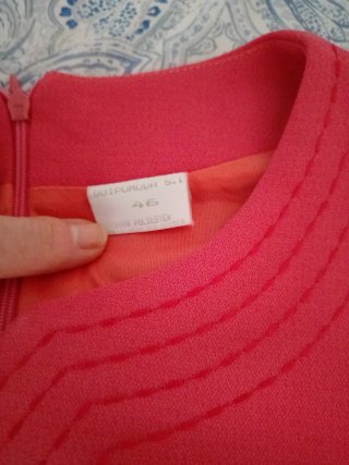 Vestido de señora coral