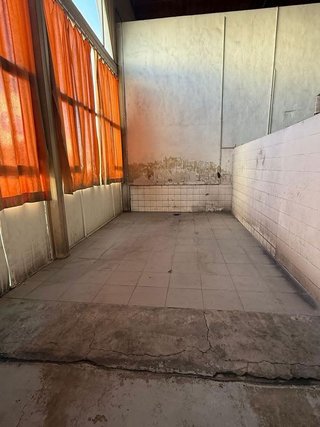 Nave industrial en alquiler en El Valle - Universidad en Jaén