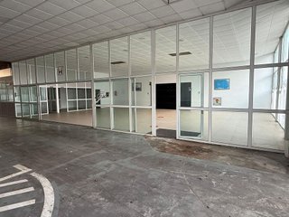 Nave industrial en alquiler en El Valle - Universidad en Jaén