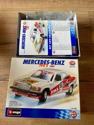 Maqueta Bburago Mercedes-Benz 190E 1987 1/25