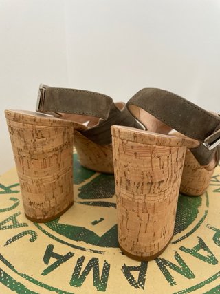 Sandalias Unisa Tacon Cuña Beige/Verde Oliva