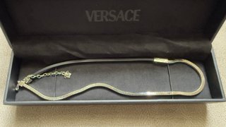Collar Versace Plata y Piel Hombre