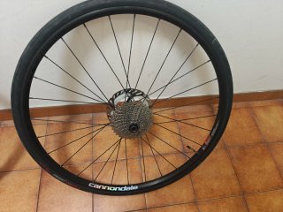 Llantas carretera Cannondale topstone 5
