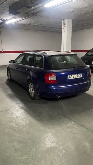 AUDI A4 AVANT 2.0