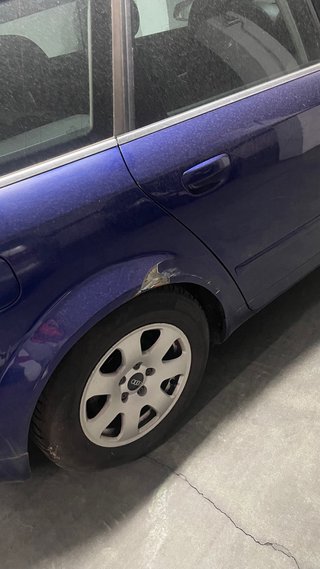 AUDI A4 AVANT 2.0