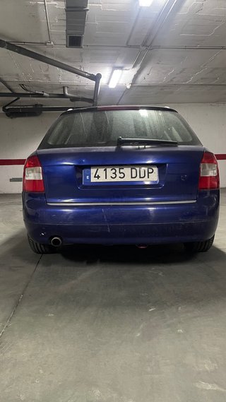 AUDI A4 AVANT 2.0