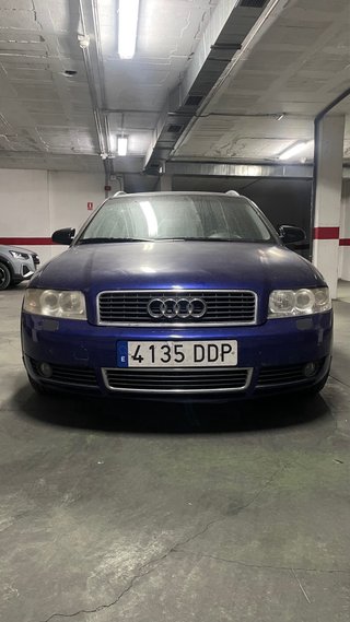 AUDI A4 AVANT 2.0