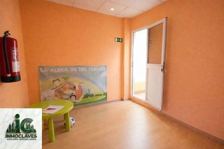 Local comercial en venta en San García en Algeciras