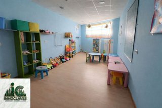 Local comercial en venta en San García en Algeciras
