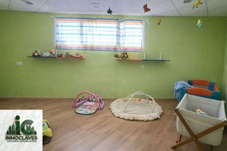 Local comercial en venta en San García en Algeciras