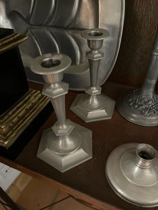 Candelabros de estaño vintage