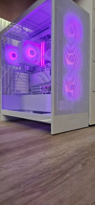 PC GAMING RYZEN 7 9700X  NUOVO, PRONTO ALL’USO