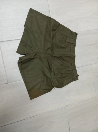 Pantalón corto invierno verde oliva
