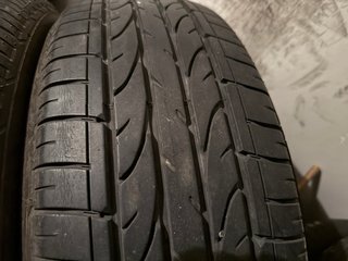 215/60 R17 96H