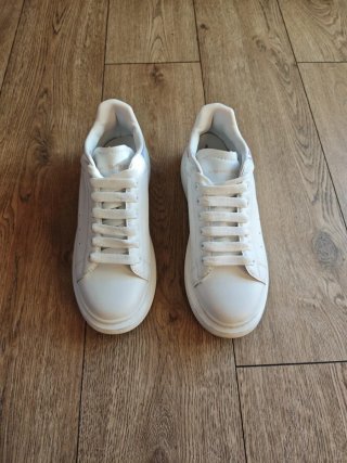 Sneakers Alexander McQueen color gasolina
