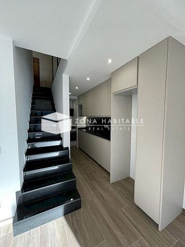 2-bedroom penthouse for sale in La Massana · 9 of 60