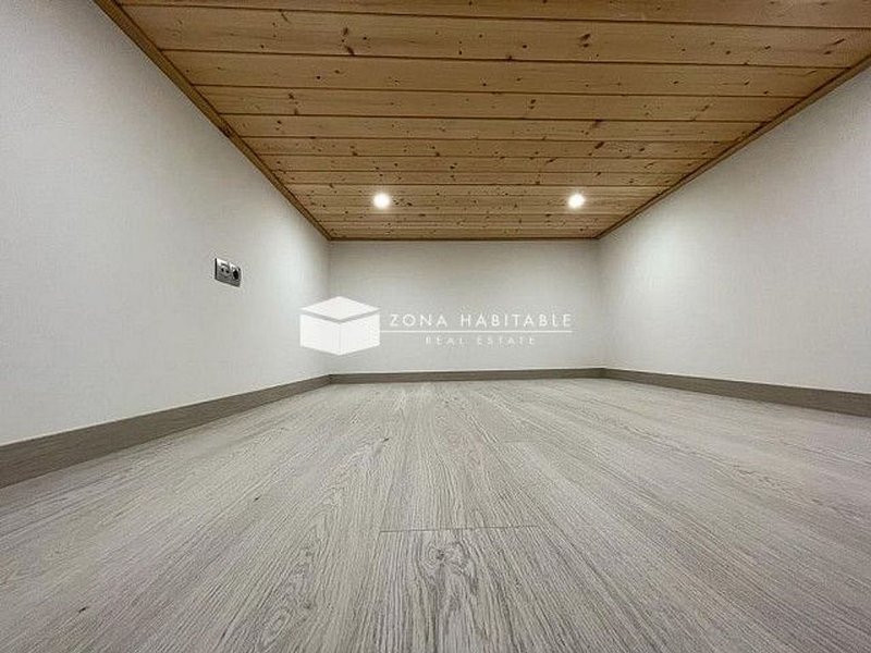 2-bedroom penthouse for sale in La Massana · 18 of 60