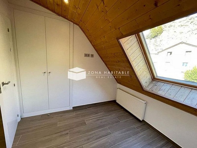 2-bedroom penthouse for sale in La Massana · 20 of 60