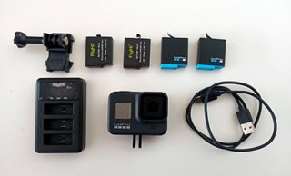 GoPro HERO 8 Black y 4 baterias