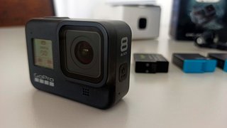 GoPro HERO 8 Black y 4 baterias