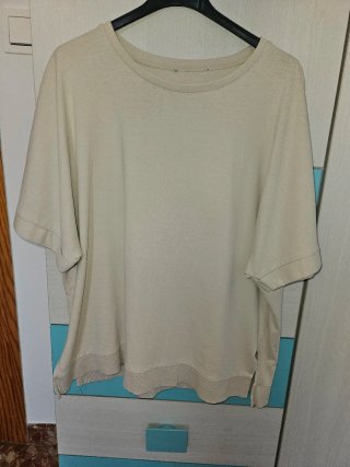 Camiseta básica beige