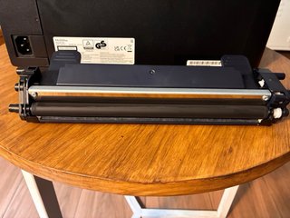 Impresora Kyocera B/N (No funciona) y tóner TK1248