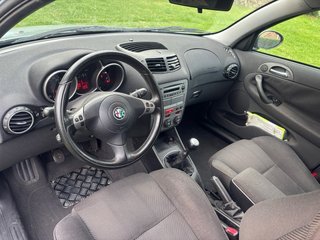 Alfa Romeo 147 2002