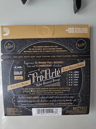 Cejilla y Cuerdas D'Addario Pro-Arte EJ45